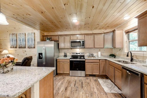 Misty Mountain Retreat - image 14