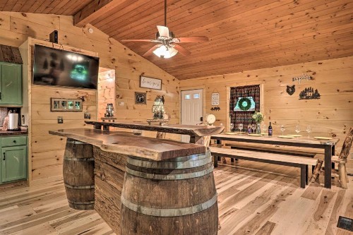 Serene Pigeon Forge Hideaway with Game Room! - image 11