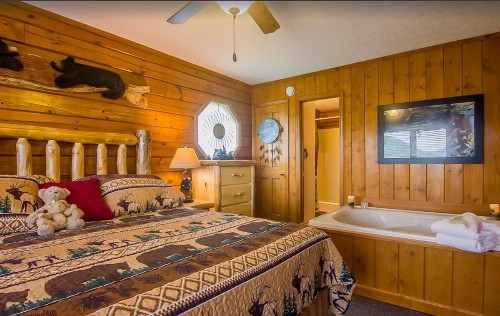 Bear Haven at Hidden Springs Resort - image 11