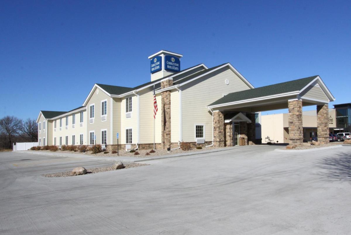 Cobblestone Hotel & Suites - Seward - main image