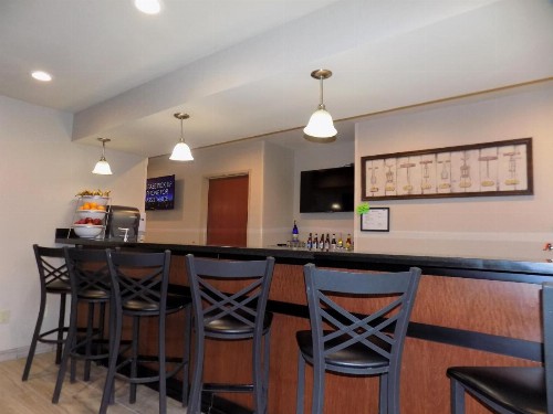 Cobblestone Hotel & Suites - Seward - image 16