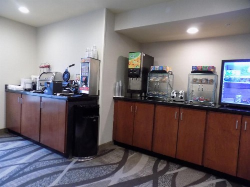 Cobblestone Hotel & Suites - Seward - image 26
