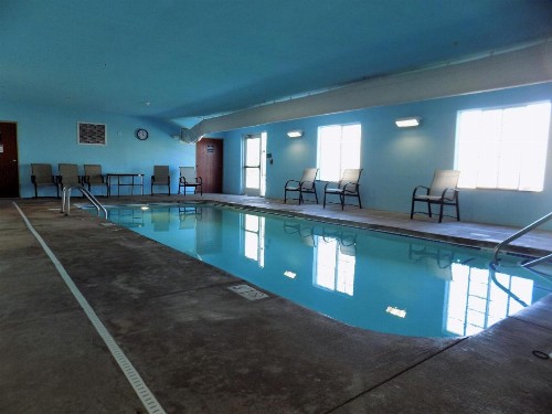 Cobblestone Hotel & Suites - Seward - image 3