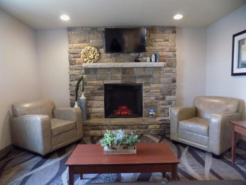 Cobblestone Hotel & Suites - Seward - image 37