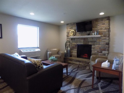Cobblestone Hotel & Suites - Seward - image 38