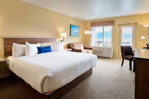 Harbor 360 Hotel Seward - image 19