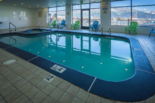 Harbor 360 Hotel Seward - image 7