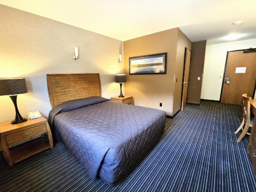 Breeze Inn Motel - image 23