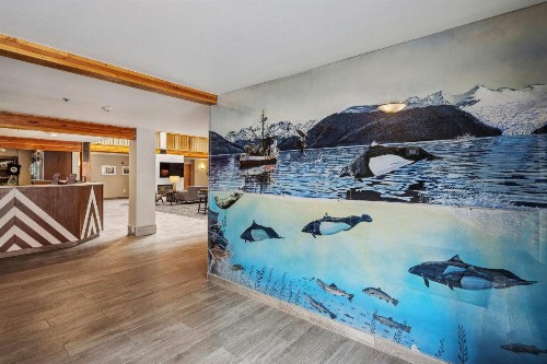 Best Western Plus Edgewater Hotel - image 17
