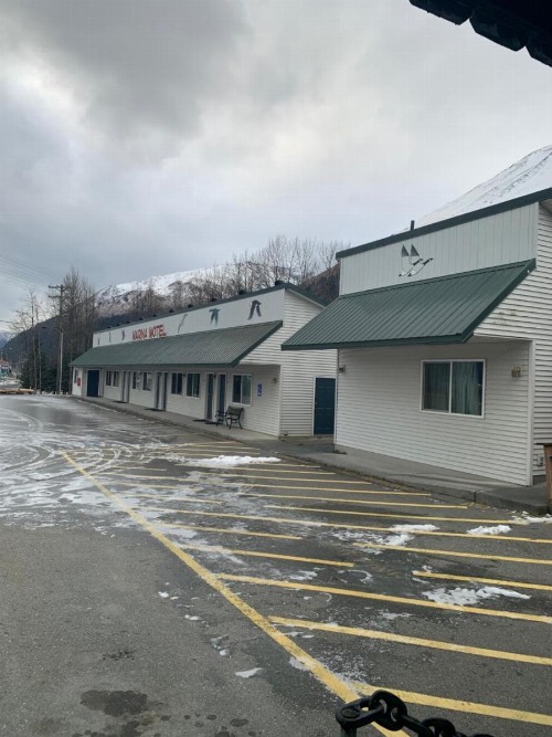 Marina Motel - image 18