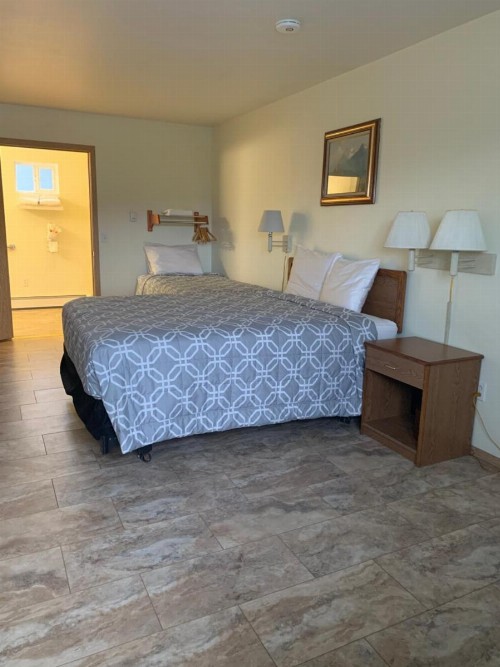 Marina Motel - image 26