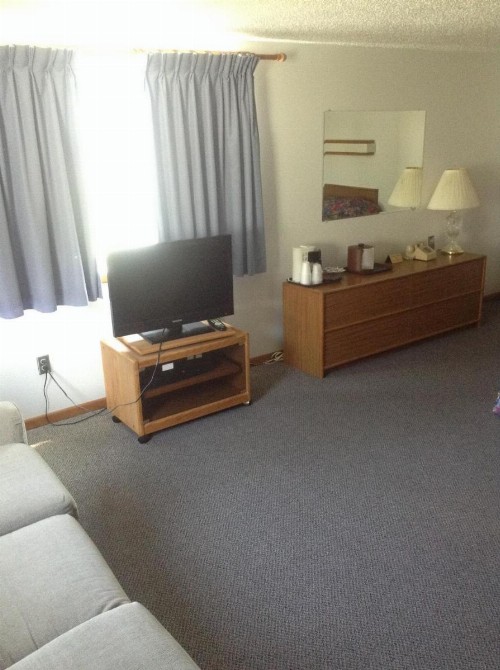 Marina Motel - image 7
