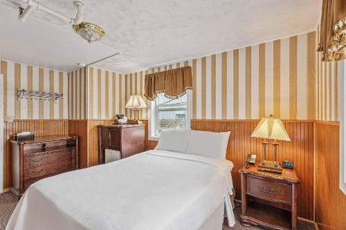 Hotel Seward - image 14
