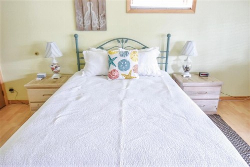 Sea Treasures Inn - image 19