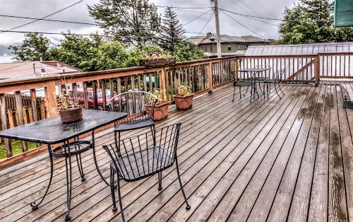 Sea Treasures Inn - image 2