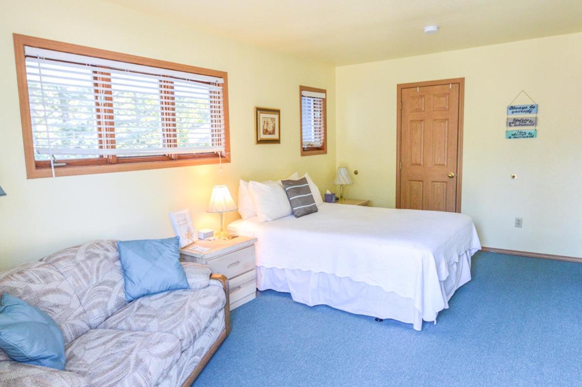 Sea Treasures Inn - image 4