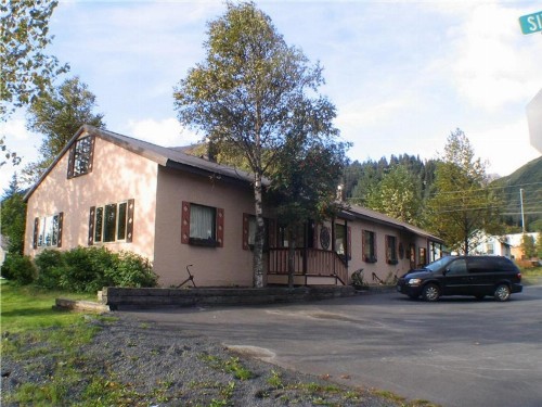 Summit View Lodge - image 3