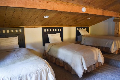 Exit Glacier Lodge - image 10