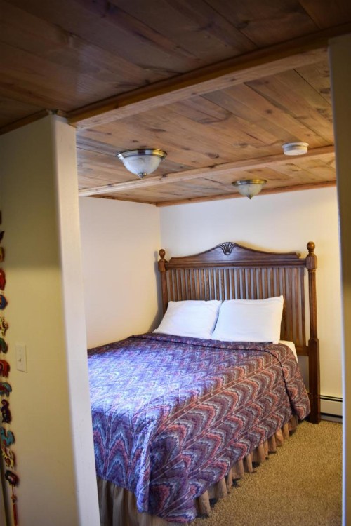 Exit Glacier Lodge - image 13