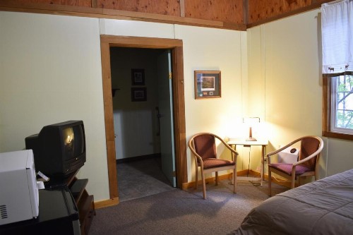 Exit Glacier Lodge - image 19