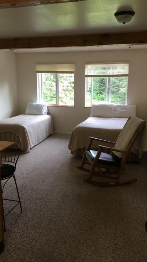 Exit Glacier Lodge - image 4