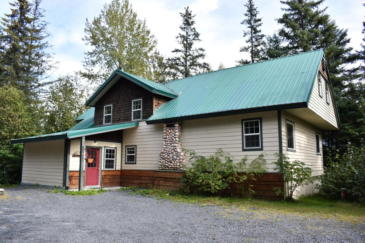 Exit Glacier Lodge - image 6