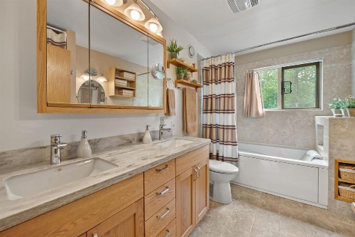 Bear Lake Lodgings B&B - image 37