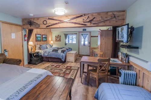 Bear Lake Lodgings B&B - image 43