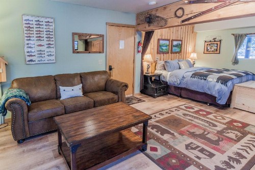 Bear Lake Lodgings B&B - image 48