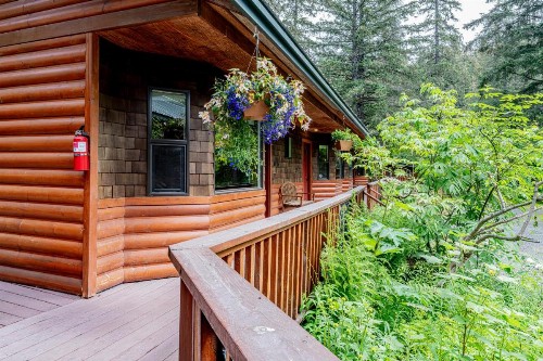 Steller Inn - image 32