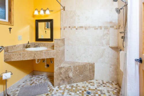 Steller Inn - image 34