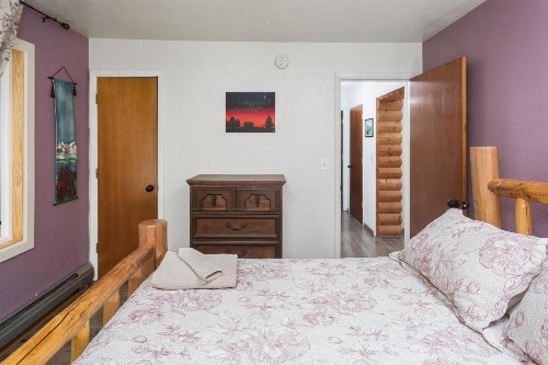Seward's Guest House - image 4