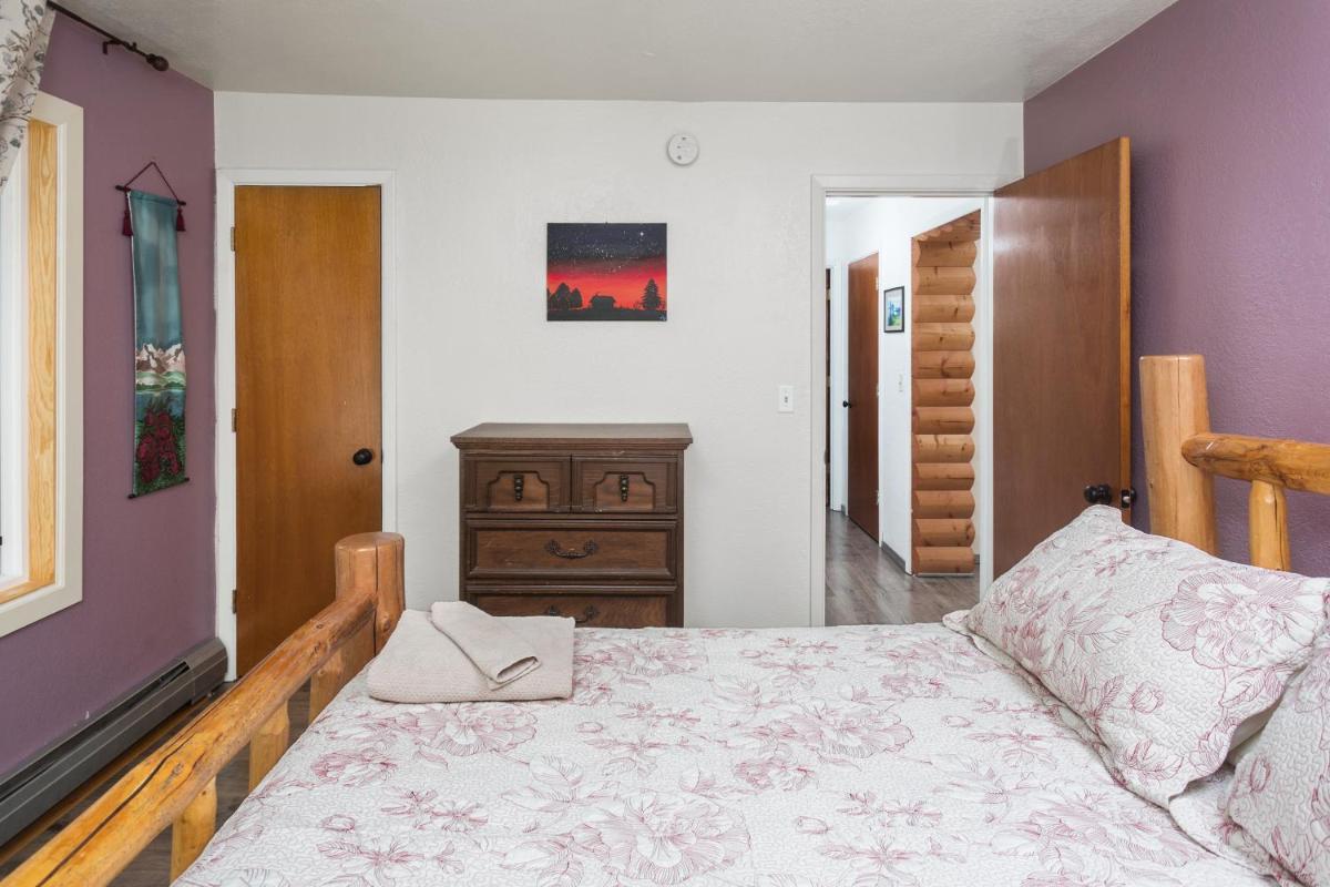 Seward's Guest House - image 4