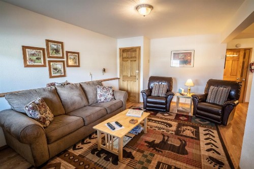 Bears Den Alaska Lodging - image 35
