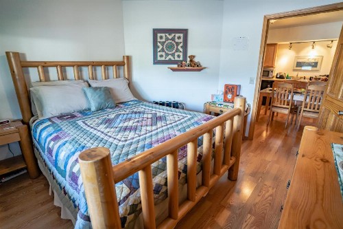 Bears Den Alaska Lodging - image 37