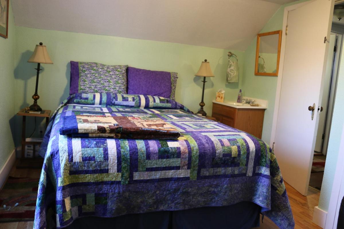 Sunshine House Bed and Breakfast - image 3