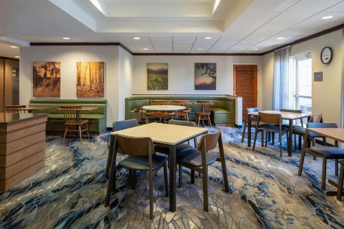 Fairfield Inn & Suites Fort Walton Beach-Eglin AFB - image 12