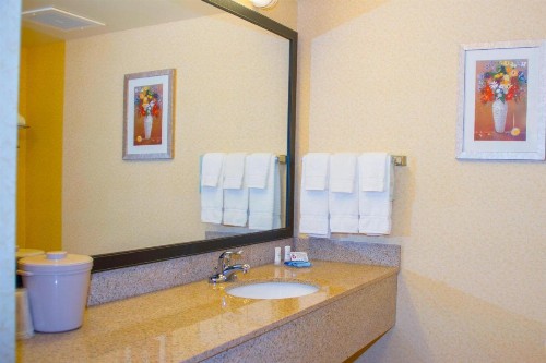 Fairfield Inn & Suites Fort Walton Beach-Eglin AFB - image 19