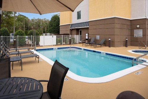 Fairfield Inn & Suites Fort Walton Beach-Eglin AFB - image 8