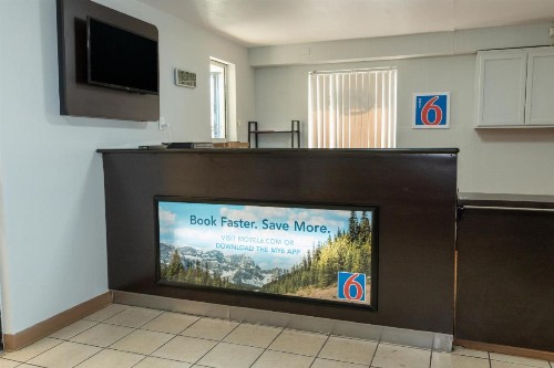 Motel 6-Cincinnati OH - image 25