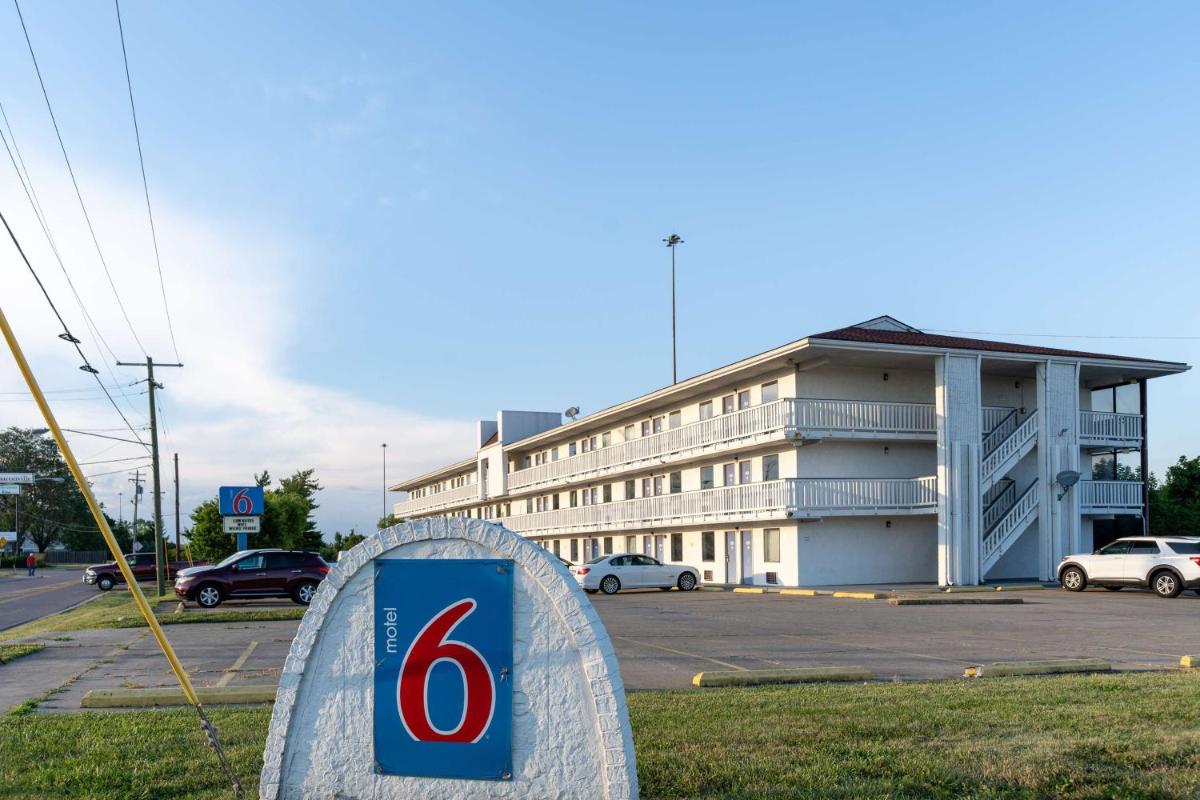 Motel 6-Cincinnati OH - image 3
