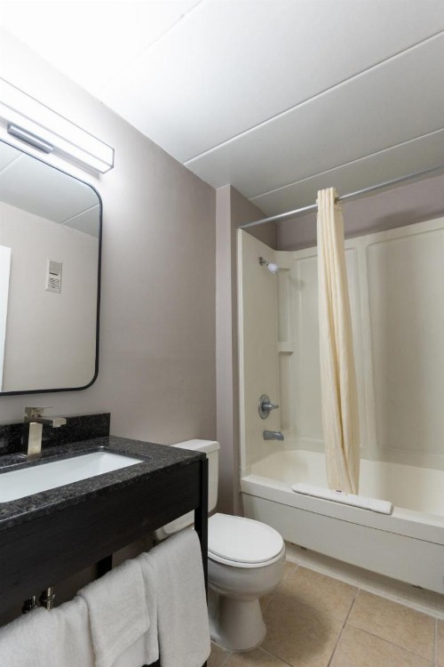 Motel 6-Cincinnati OH - image 31