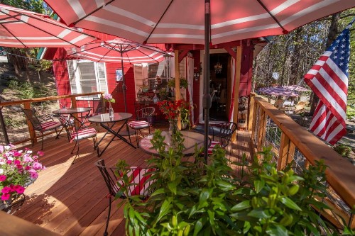 Elliott House Bed & Breakfast - image 14