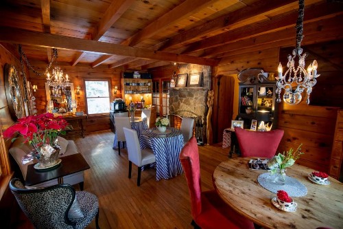 Elliott House Bed & Breakfast - image 19