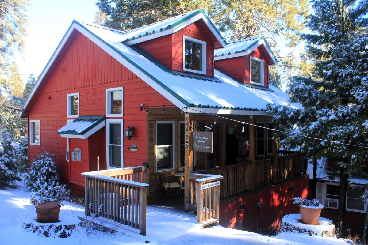 Elliott House Bed & Breakfast - image 3