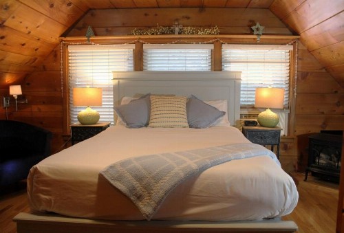 Elliott House Bed & Breakfast - image 46