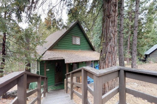 Blue Meadow Cottage - image 1