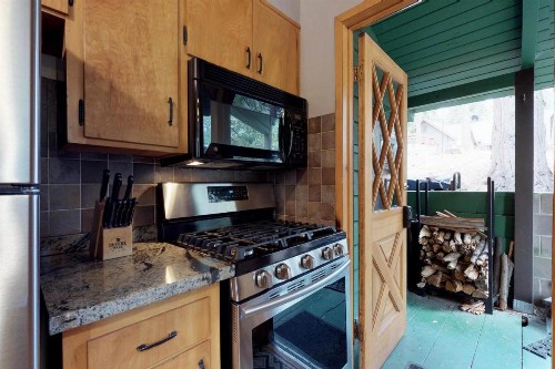 Blue Meadow Cottage - image 9