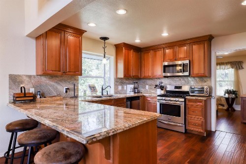 Carriage House - image 8