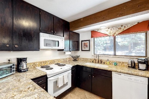 Huntington Lake Condo 17 - image 11